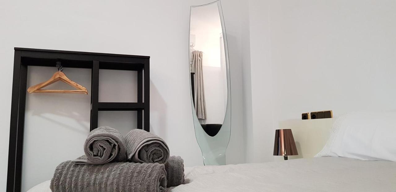 Lux Home - Sierpes Terrace Sevilla Eksteriør billede