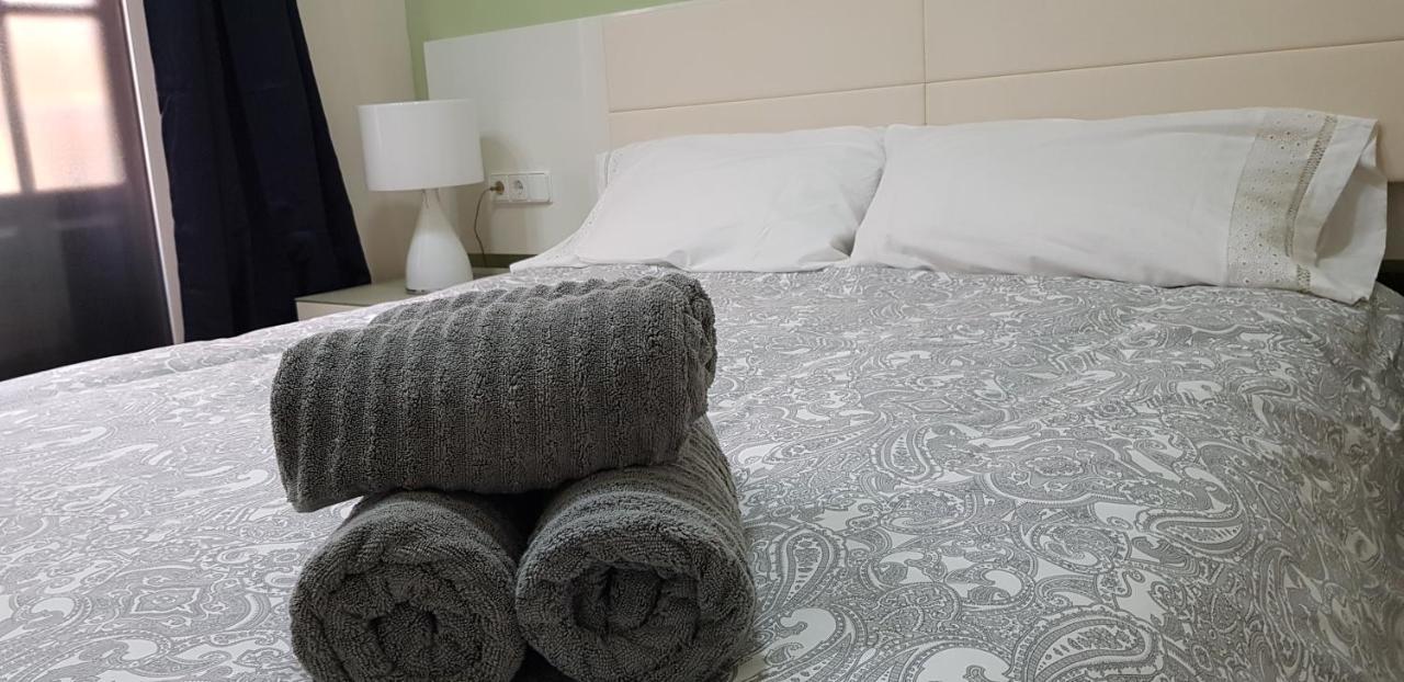 Lux Home - Sierpes Terrace Sevilla Eksteriør billede