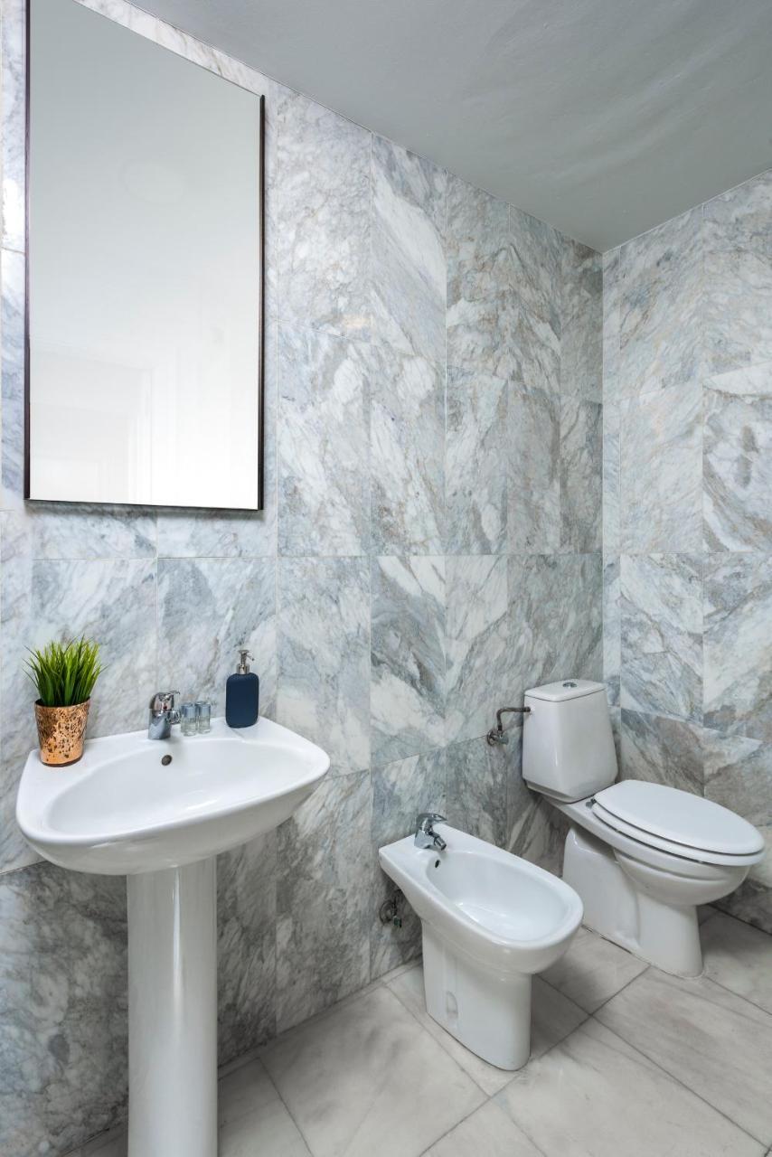 Lux Home - Sierpes Terrace Sevilla Eksteriør billede